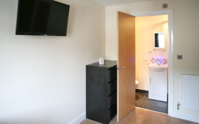 123 Broadway, Treforest